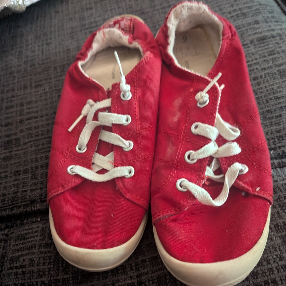 Time & True Women's Red Sneakers Size 9